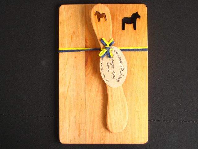 画像: ヘムスロイド Hemsloid/ウッドボード＆ナイフ セット Wood Board & Knif Set/『ダーラヘスト』木製プレート