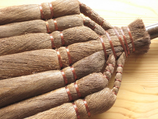 画像3: 和歌山・海南市・伝統手工芸品/棕櫚（シュロ）125cmの長柄ほうき・箒長柄7玉/ほうき